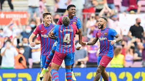 球迷們對阿 球迷們對阿