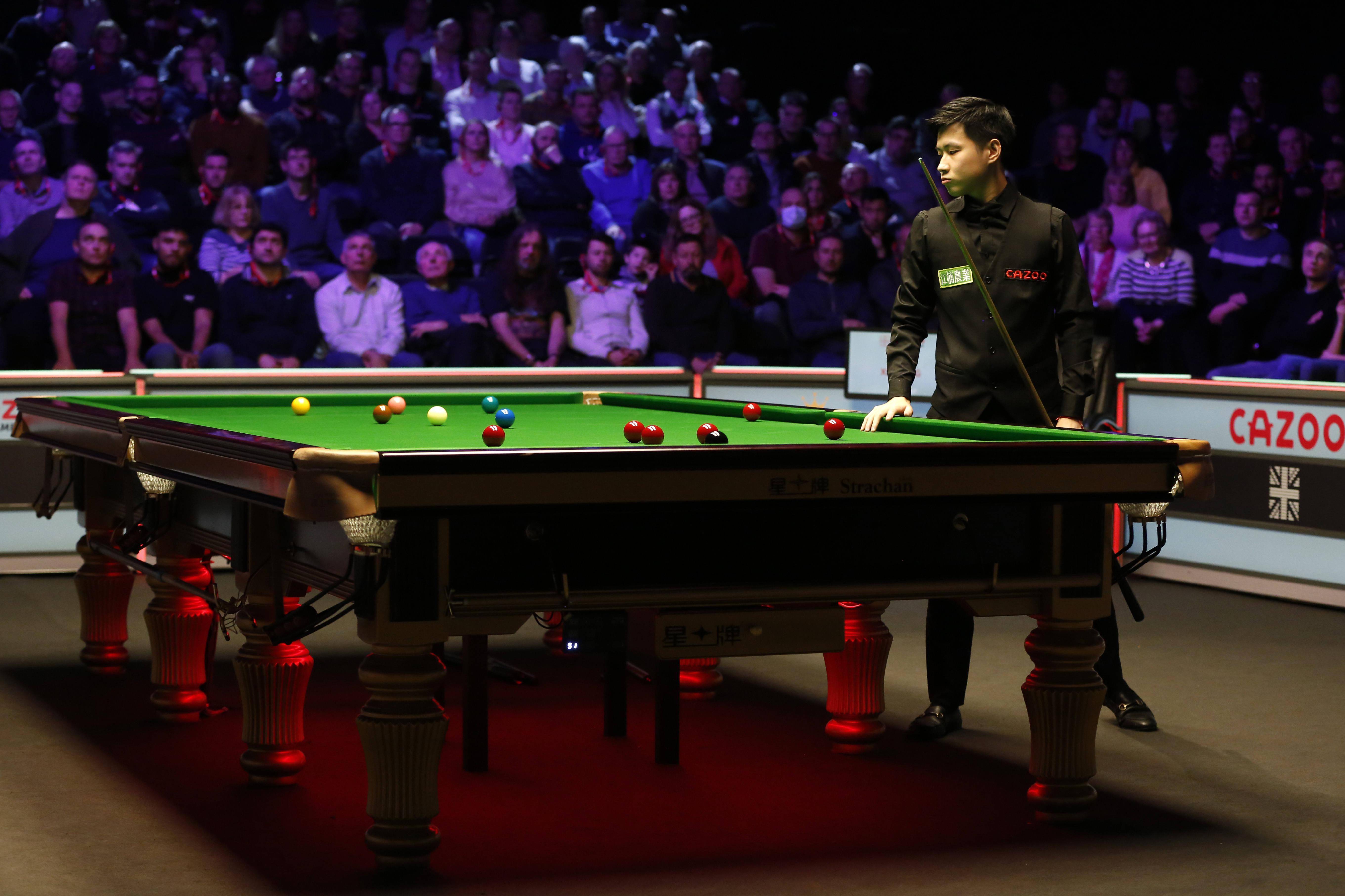 他曾效力于 他曾效力于